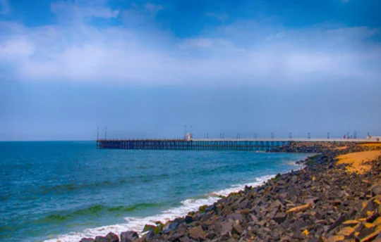 Promenade Beach in Pondicherry is a scenic stretch perfect for a relaxing stroll and vibrant cafes.